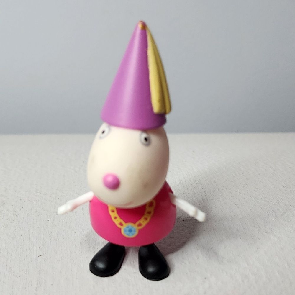 SUZY PEPPA PIG 3” ACTION FIGURE TOY